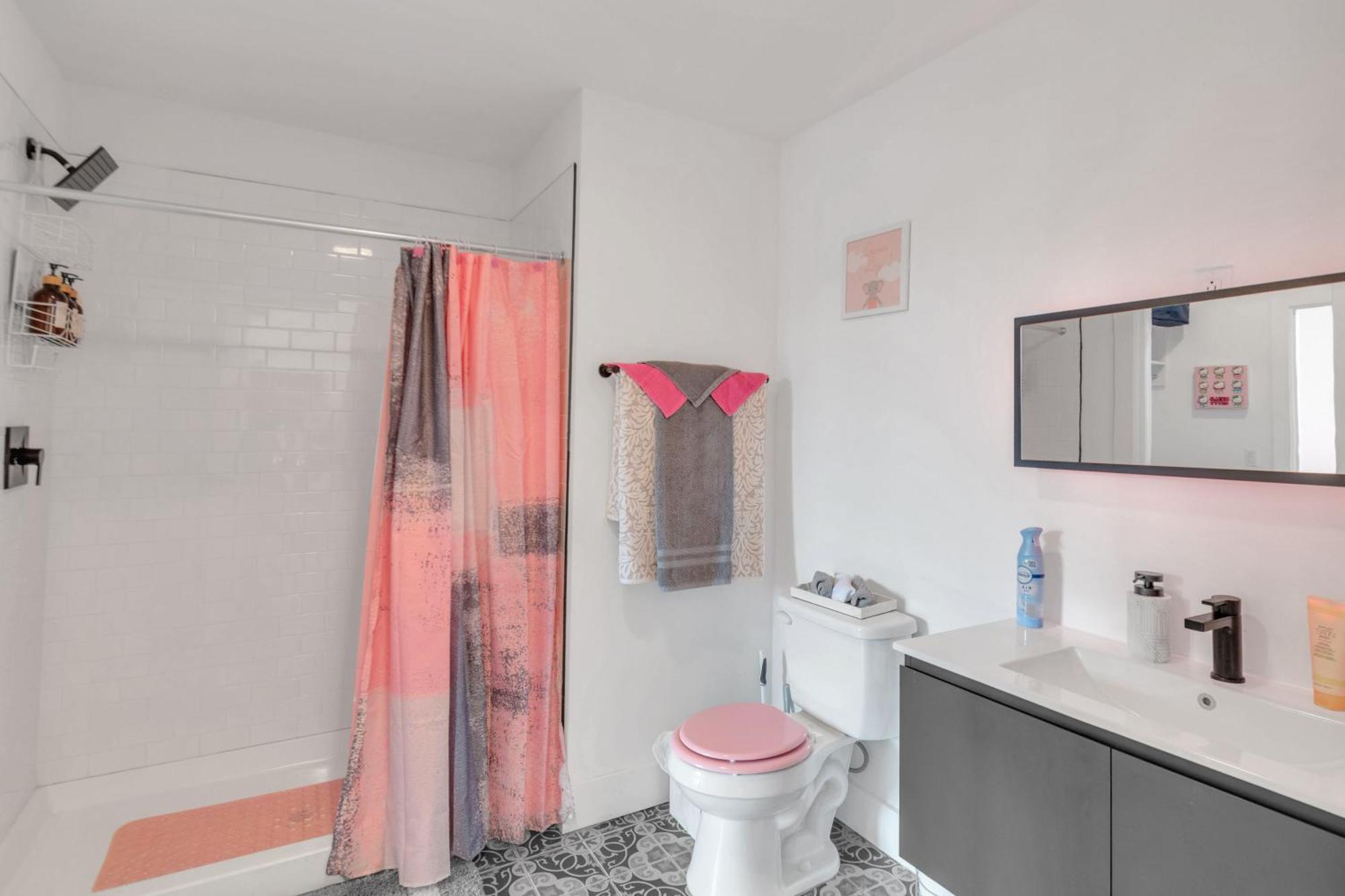Апартаменти Pink Heaven Indoor Pool, Free Parking, Near Nyc Елізабет Екстер'єр фото