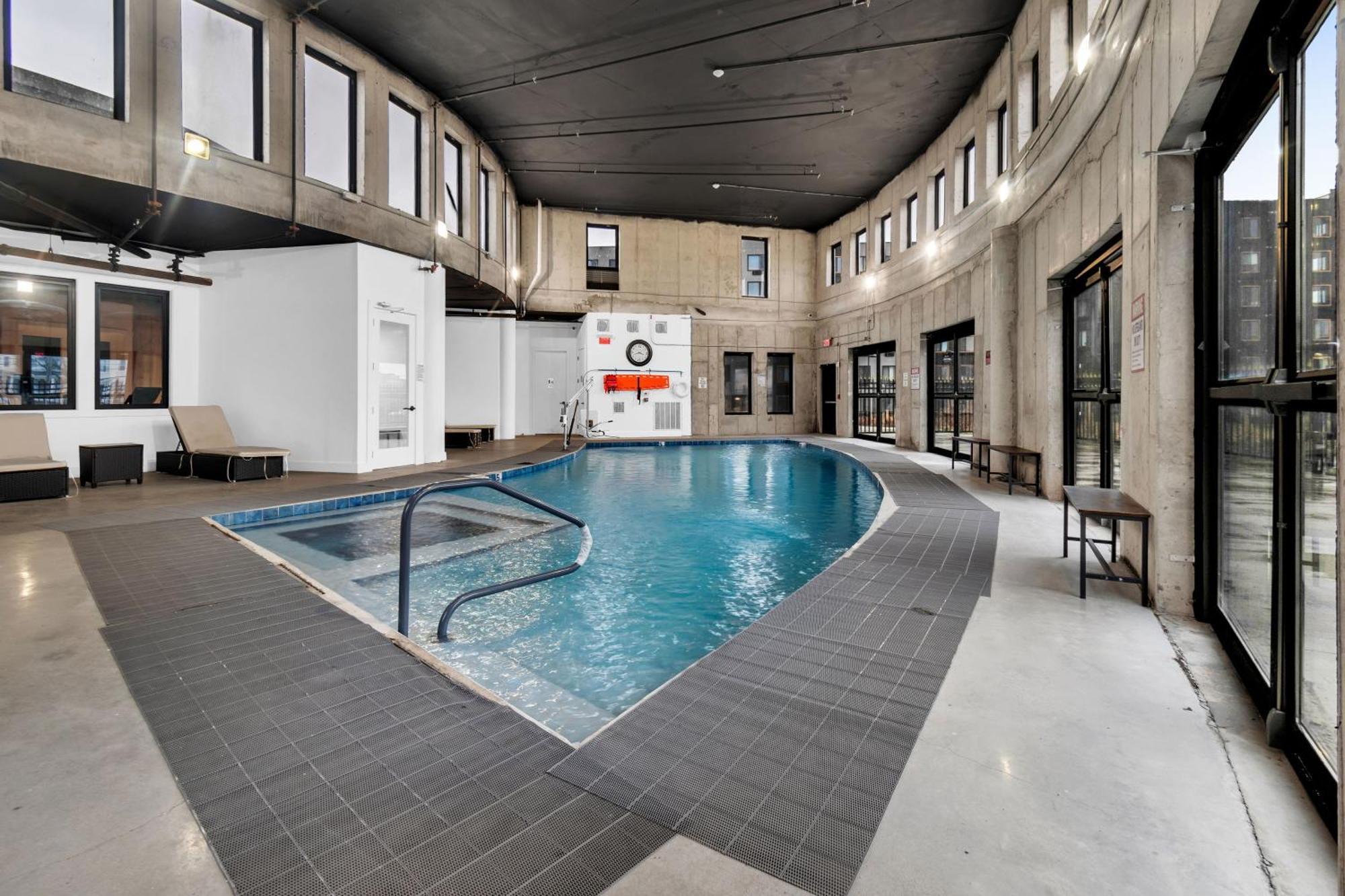 Апартаменти Pink Heaven Indoor Pool, Free Parking, Near Nyc Елізабет Екстер'єр фото